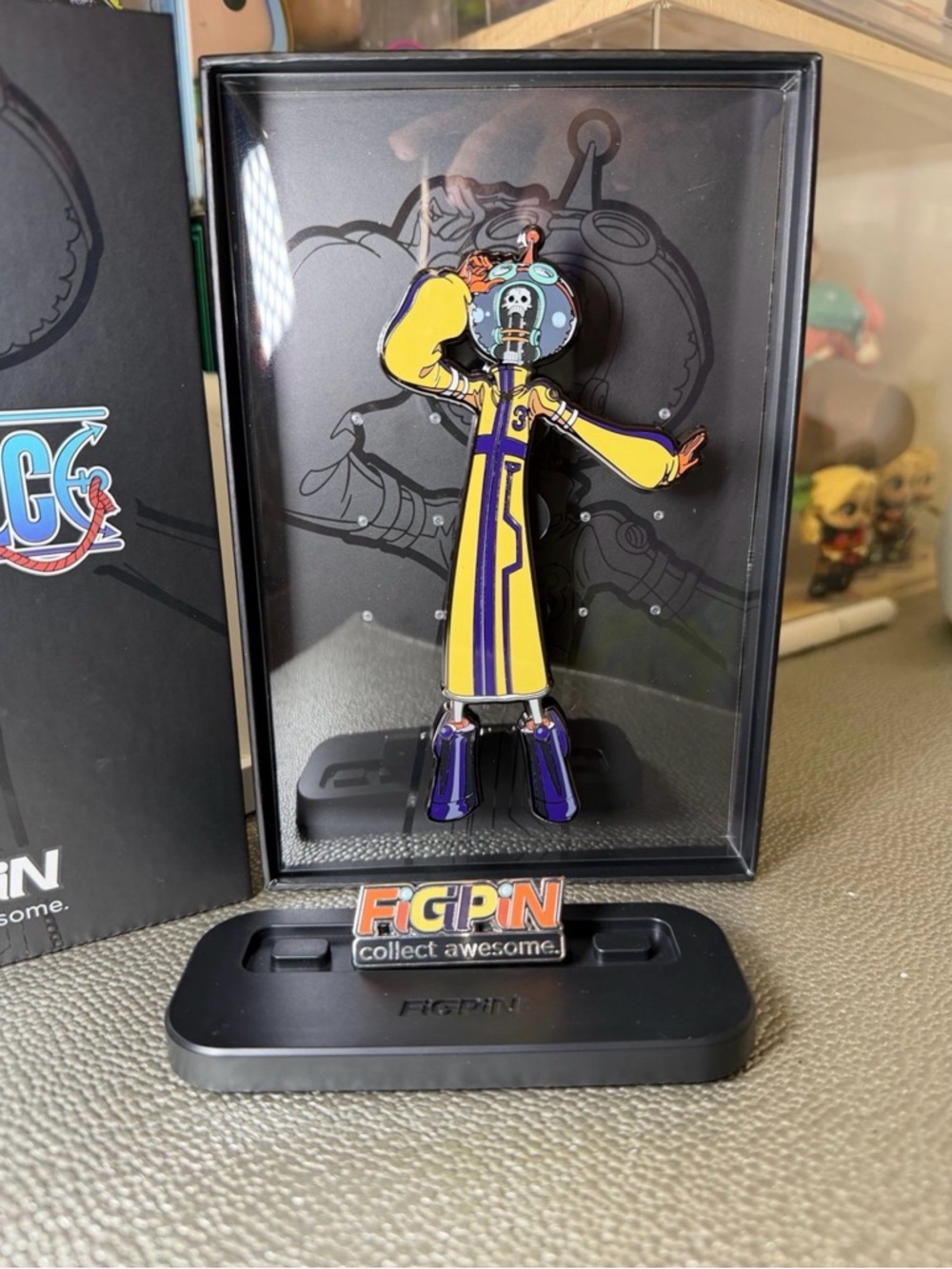FiGPIN XL One Piece: Brook X76 with LOGO PIN LX17 Crunchyroll Exclusive LE 500